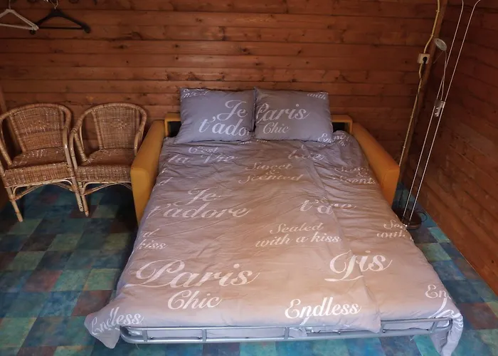 Bed & Happiness